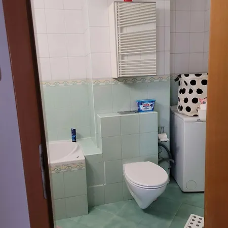 Krok Od Metro Bemowo 公寓