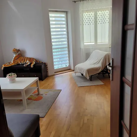 Krok Od Metro Bemowo *